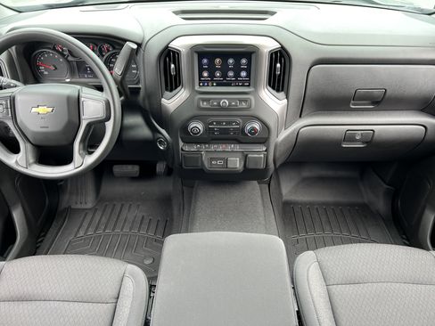 Used 2026 Chevrolet Silverado 1500 Custom AWD/4WD image 30