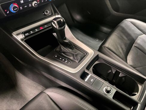 Used 2025 Audi Q3 2.0T Premium image 21