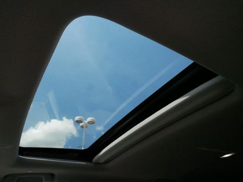 Certified 2023 Honda CR-V EX image 32
