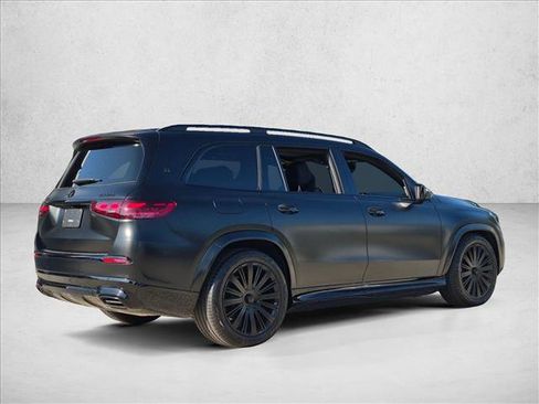 Used 2026 Mercedes-Benz Maybach GLS 600 4MATIC image 5