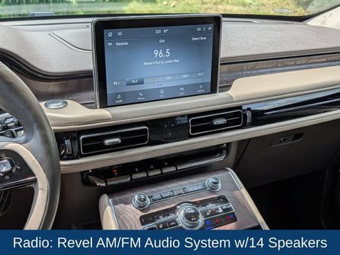 Used 2020 Lincoln Aviator Reserve w/ Elements Package Plus AWD/4WD image 17