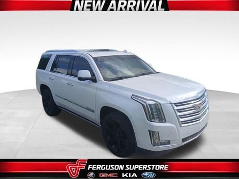 Used 2016 Cadillac Escalade Platinum AWD/4WD image 1