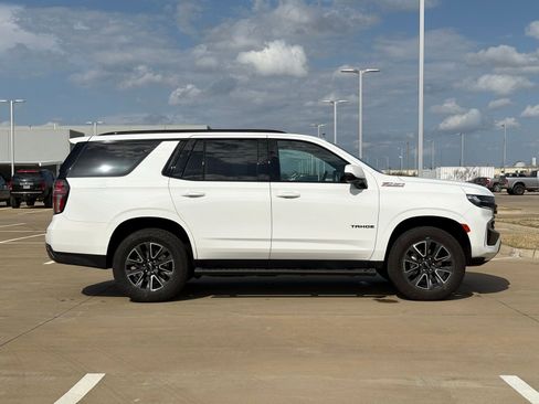 Certified 2024 Chevrolet Tahoe Z71 w/ Luxury Package image 8