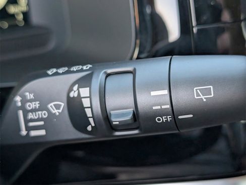 New 2026 Nissan Pathfinder Platinum image 27