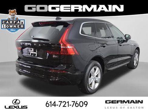 Used 2022 Volvo XC60 B5 Momentum AWD/4WD image 9