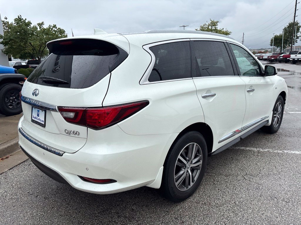 Used 2020 INFINITI QX60 Luxe w/ Essential Package FWD image 8