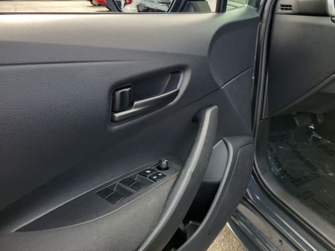 Used 2024 Toyota Corolla LE FWD image 18