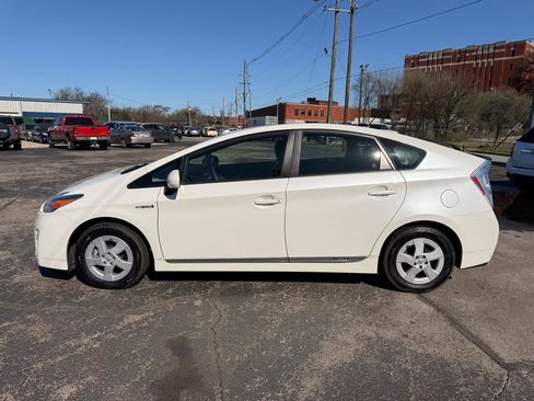 Used 2011 Toyota Prius Two image 7