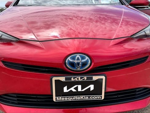 Used 2017 Toyota Prius Four FWD image 32