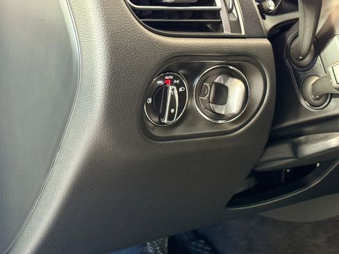 Used 2023 Porsche Macan GTS image 10