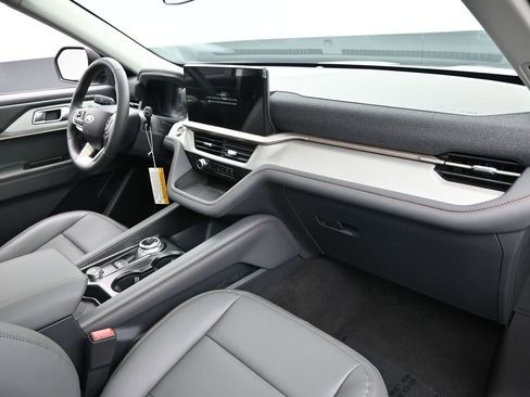 New 2026 Ford Explorer Active w/ Active Comfort Package image 38