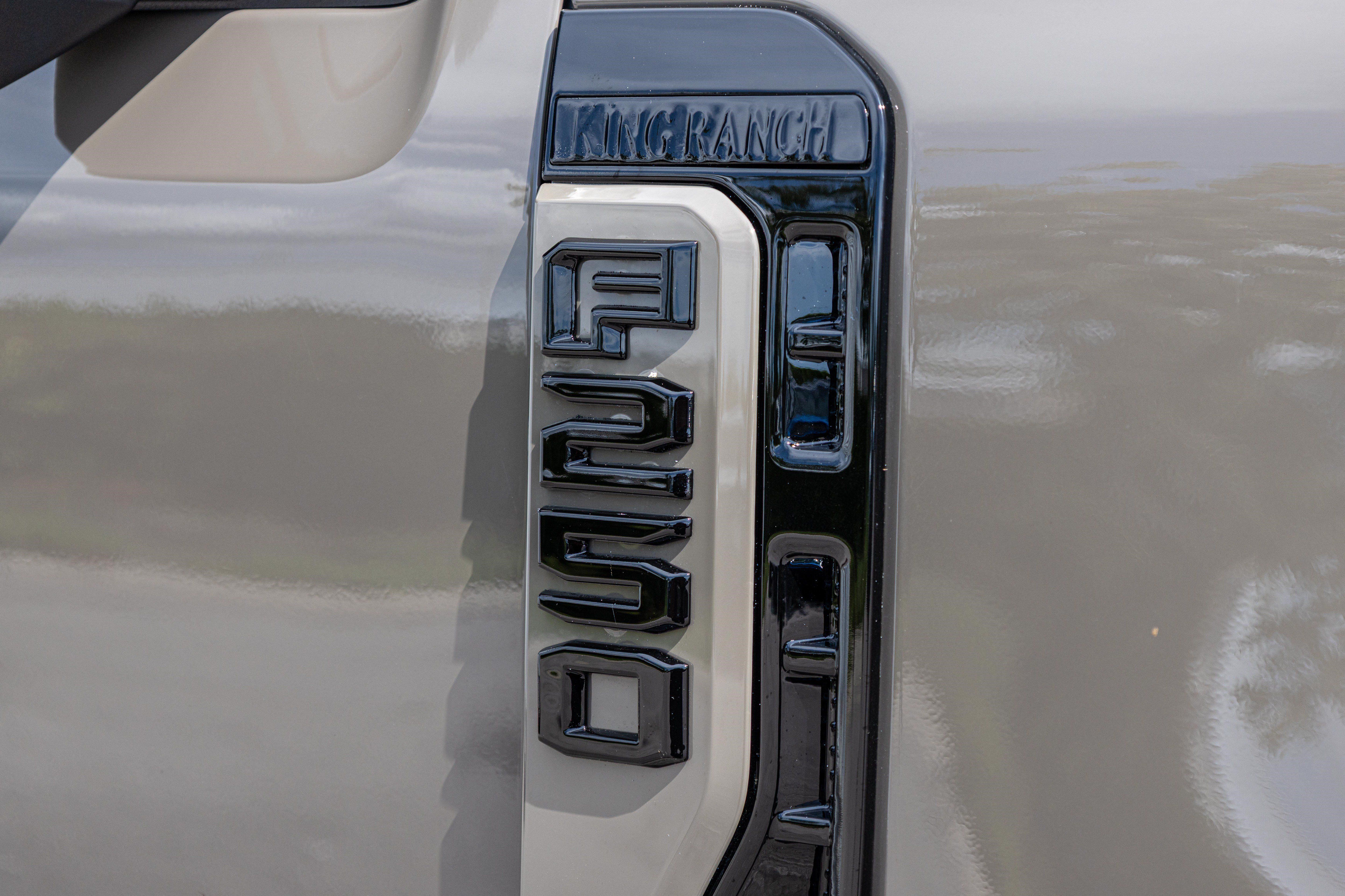 New 2026 Ford F250 King Ranch w/ Tremor Off-Road Package AWD/4WD image 17