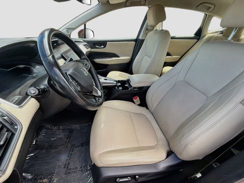 Used 2018 Honda Clarity Touring image 13