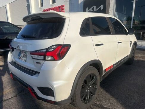 Used 2020 Mitsubishi Outlander Sport SE AWD/4WD image 5