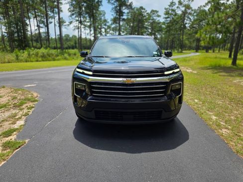 Used 2026 Chevrolet Traverse LT w/ Driver Confidence Package FWD image 8