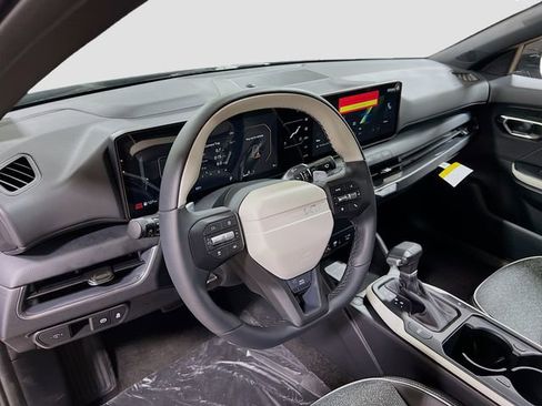 New 2025 Kia K4 GT-Line image 9