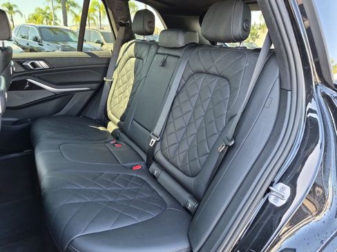 Used 2024 BMW X5 xDrive40i w/ M Sport Package AWD/4WD image 31