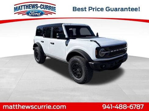 New 2025 Ford Bronco Badlands image 1