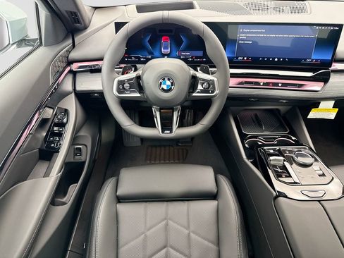 New 2026 BMW 540i xDrive w/ M Sport Package AWD/4WD image 10