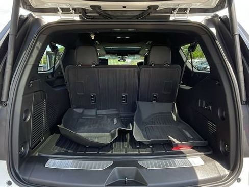 Certified 2023 GMC Yukon XL Denali Ultimate AWD/4WD image 28
