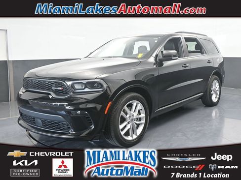 Used 2023 Dodge Durango GT image 1