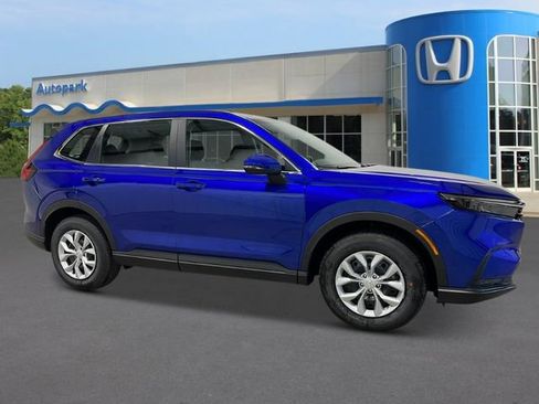 Used 2025 Honda CR-V LX image 7