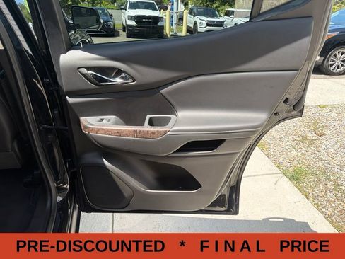 Used 2023 GMC Acadia Denali w/ Black Diamond Edition AWD/4WD image 62
