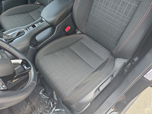 Certified 2025 Honda HR-V Sport image 14
