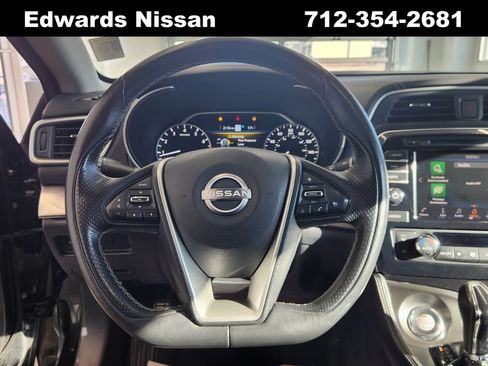 Used 2023 Nissan Maxima SV image 21