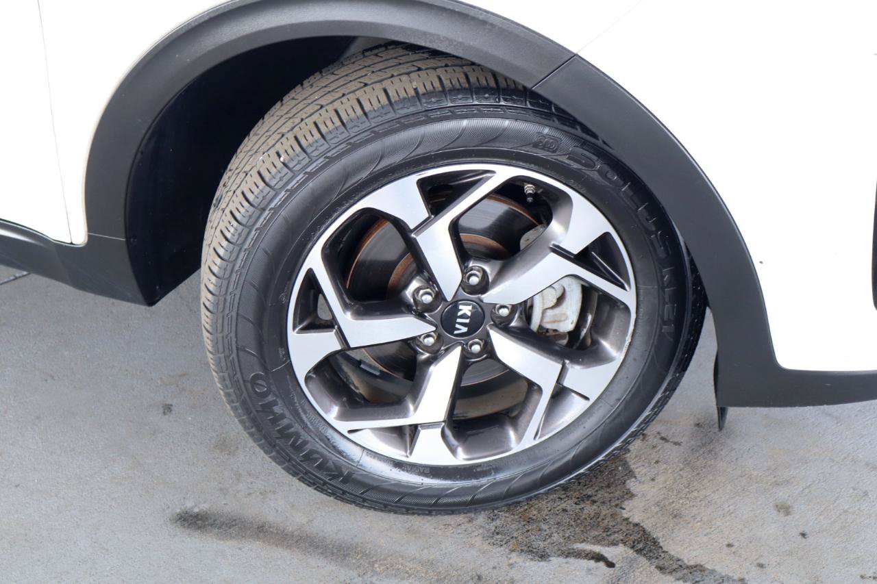 Used 2020 Kia Sportage LX FWD image 3