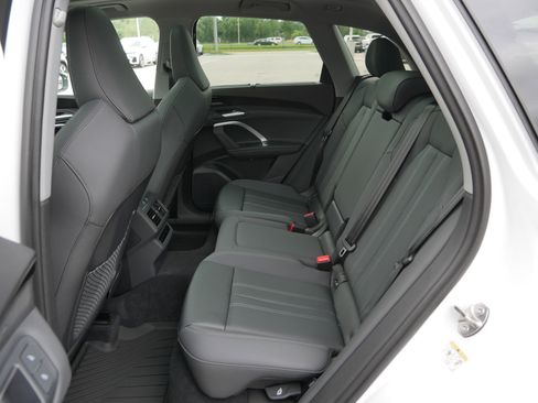 New 2025 Audi Q5 Premium Plus image 9