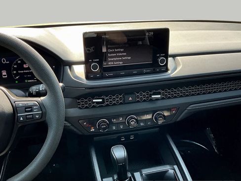 Used 2024 Honda Accord EX image 7