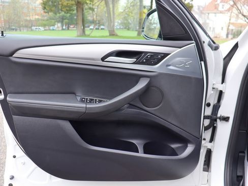 Used 2019 BMW X3 xDrive30i w/ M Sport Package 2 image 23