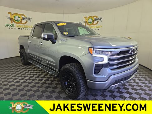 Used 2024 Chevrolet Silverado 1500 High Country w/ Technology Package AWD/4WD image 1