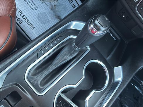 Used 2018 Chevrolet Traverse High Country image 26