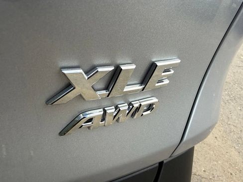 Used 2025 Toyota RAV4 XLE w/ Convenience Package AWD/4WD image 8
