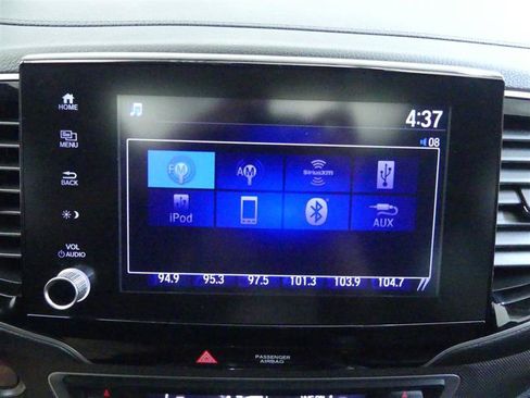 Used 2023 Honda Ridgeline RTL image 12