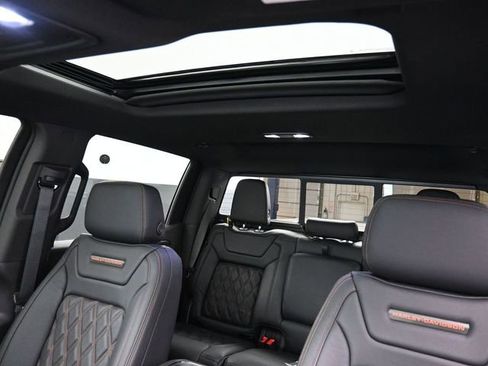 Used 2023 GMC Sierra 1500 AT4 w/ AT4 Premium Package image 20