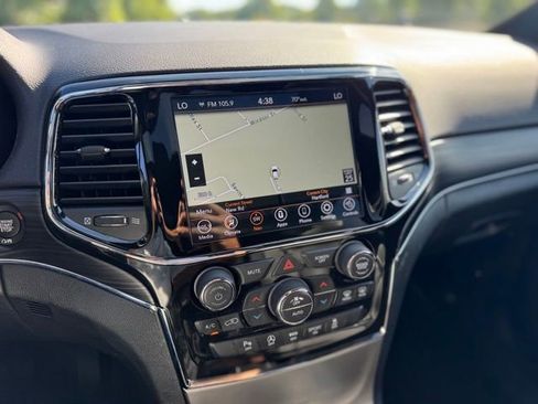 Certified 2021 Jeep Grand Cherokee Limited image 16