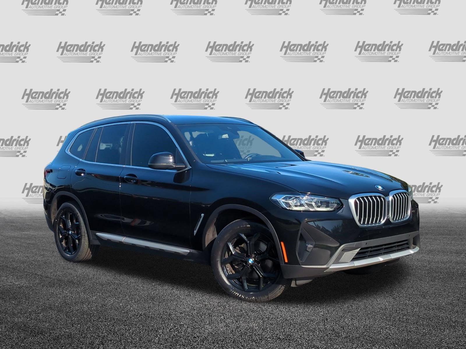 Used 2024 BMW X3 sDrive30i RWD image 2