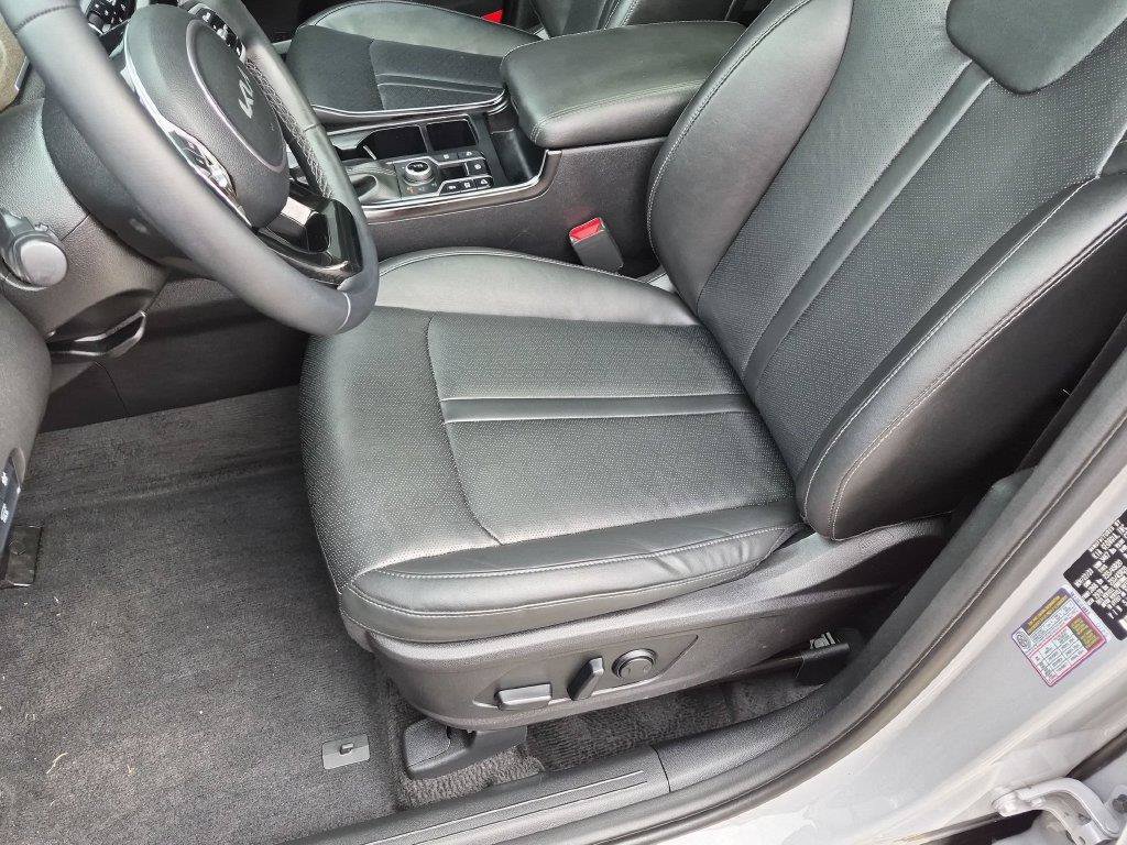 Certified 2023 Kia Sorento X-Line EX AWD/4WD image 25