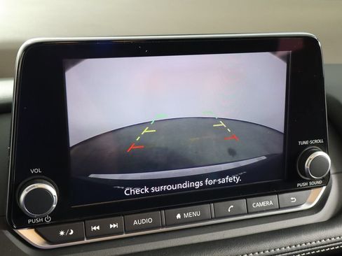 Used 2023 Nissan Rogue SV FWD image 38