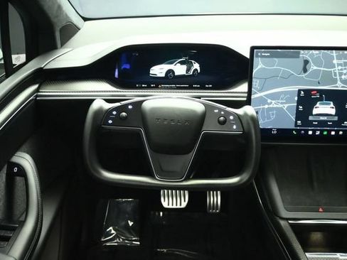 Used 2022 Tesla Model X Plaid AWD/4WD image 12