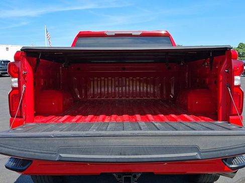 Used 2020 Chevrolet Silverado 1500 Custom w/ Custom Value Package AWD/4WD image 29