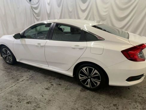 Used 2018 Honda Civic EX-L image 6