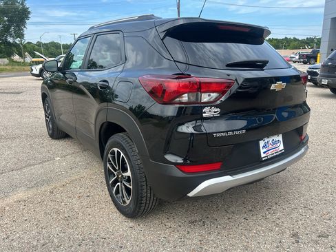 Certified 2025 Chevrolet TrailBlazer LT FWD image 10