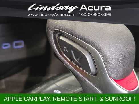 Used 2024 Chevrolet Trax RS w/ Sunroof Package FWD image 20