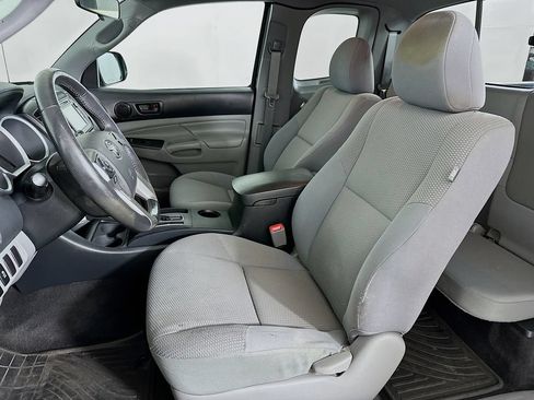Used 2014 Toyota Tacoma 2WD Access Cab w/ Convenience Package image 7