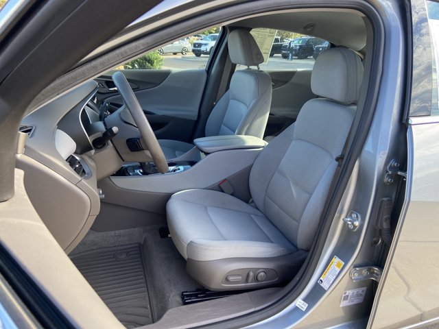 Used 2024 Chevrolet Malibu LT FWD image 18