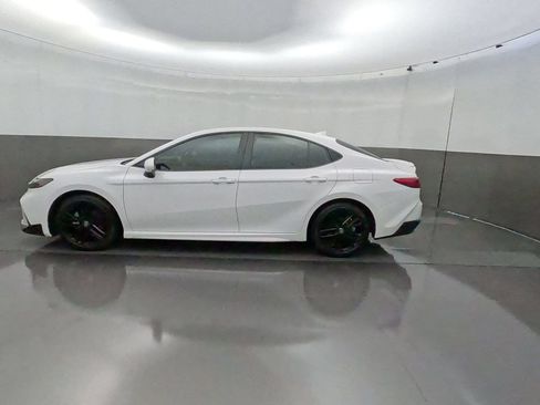 Certified 2025 Toyota Camry SE FWD image 6